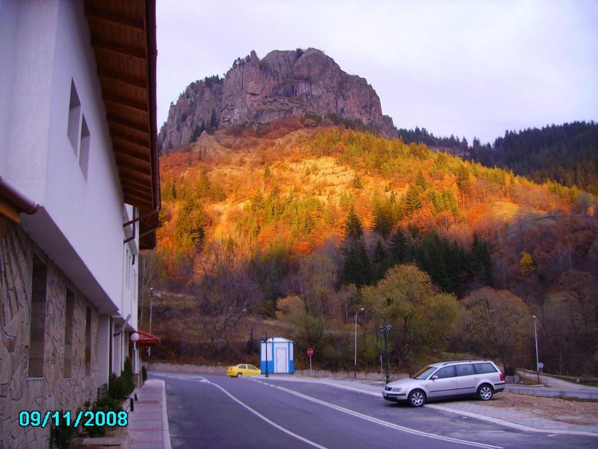 Отель Ribkata Family Hotel Смолян-22