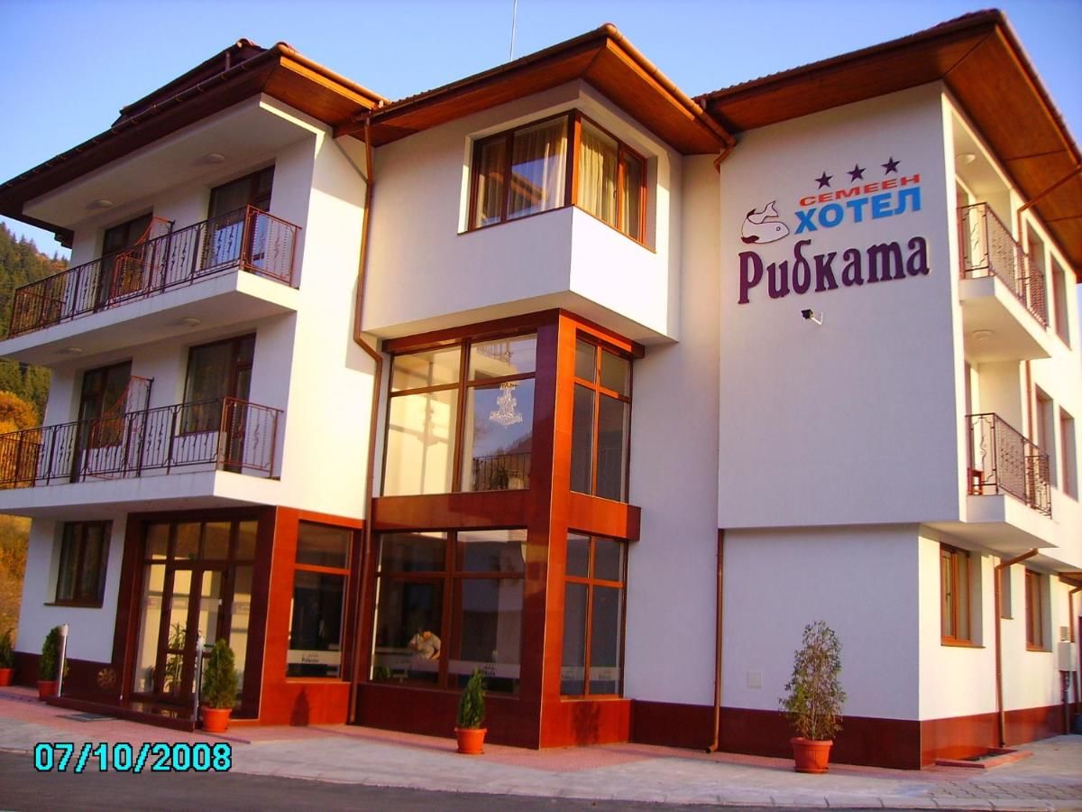 Отель Ribkata Family Hotel Смолян-9